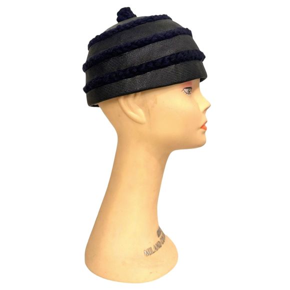 Vintage CHRISTIAN DIOR Navy Blue Raffia and Wood Trim Cloche Hat, Size S main image 4